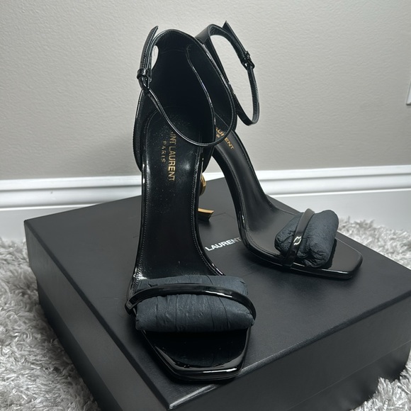 Saint Laurent OPYUM PATENT LEATHER HEELS with Gold hardware size 40EU - Picture 10 of 16